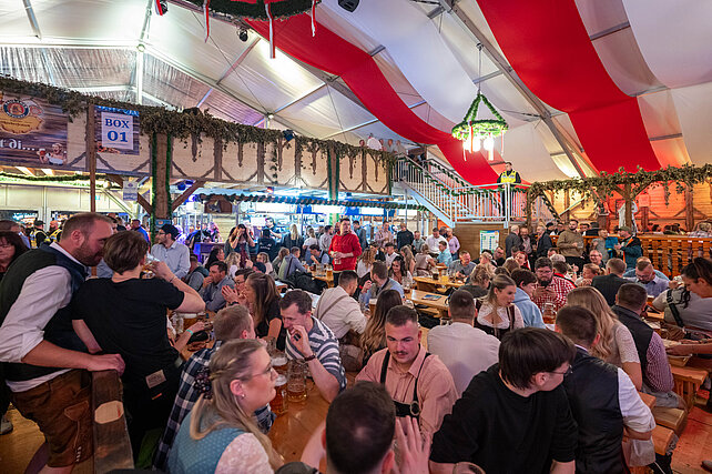 Festzelt zum Erfurter Oktoberfest